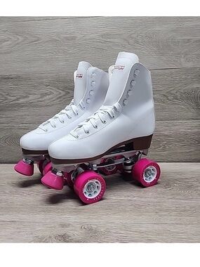 White Retro Quad Roller Skates with Pink Wheels
